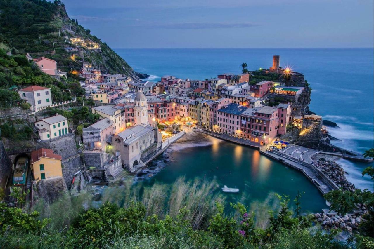 Joivy Light Flat With Great View, Cinque Terre Lägenhet Vernazza Exteriör bild